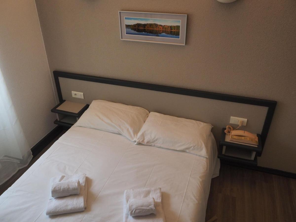Hotel Le Foirail Figeac Εξωτερικό φωτογραφία