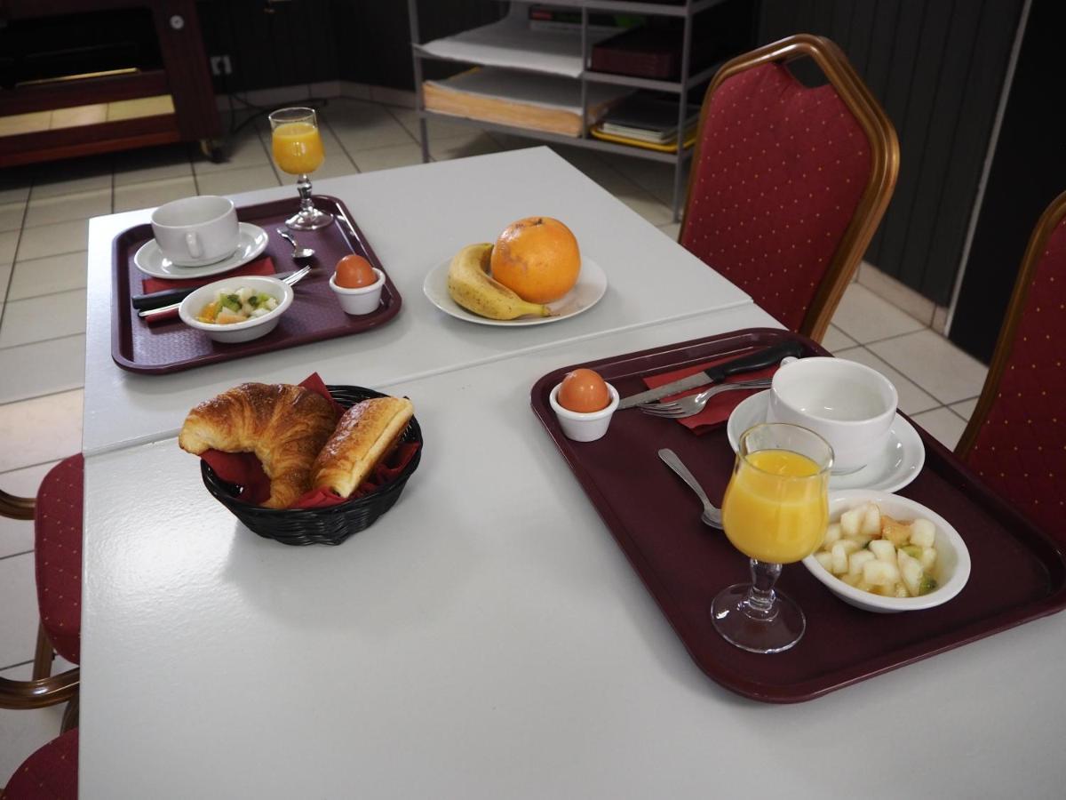 Hotel Le Foirail Figeac Εξωτερικό φωτογραφία
