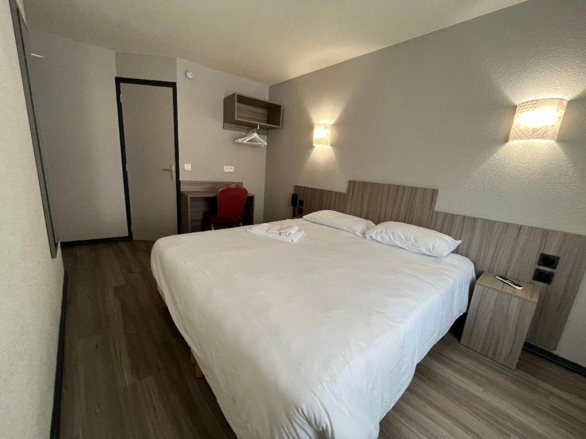 Hotel Le Foirail Figeac Εξωτερικό φωτογραφία